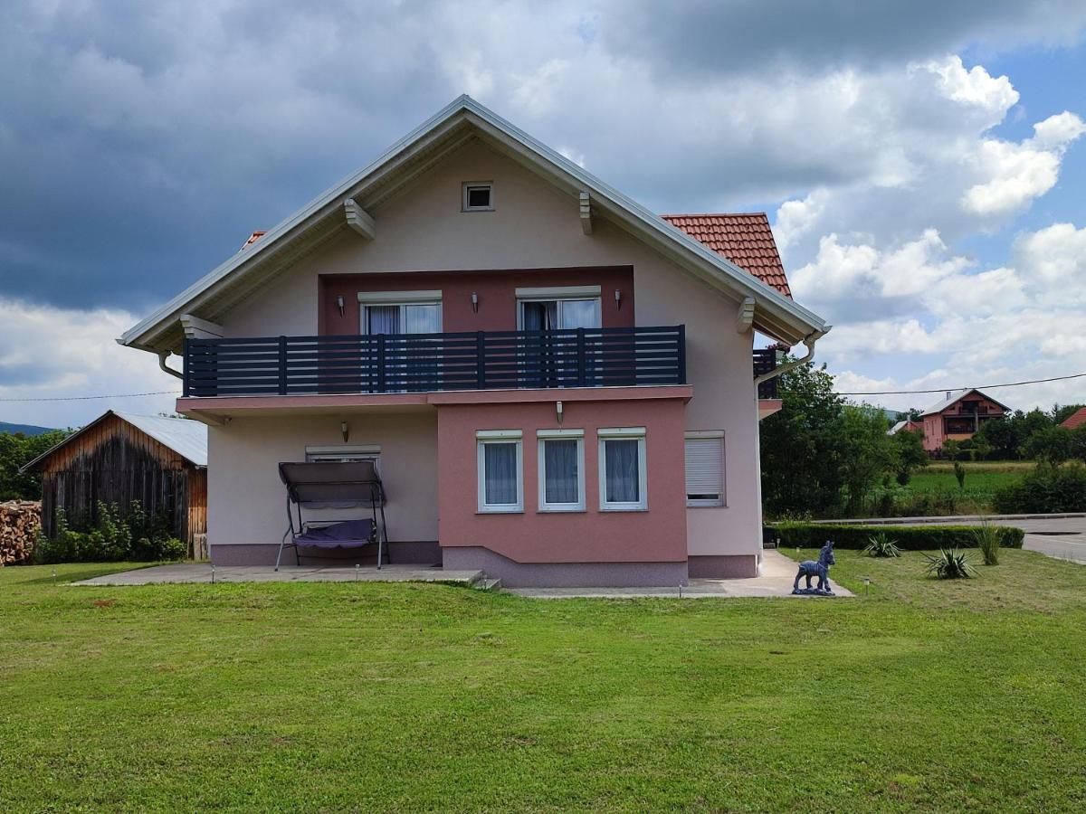 Apartman Swans Appartement Otočac Buitenkant foto