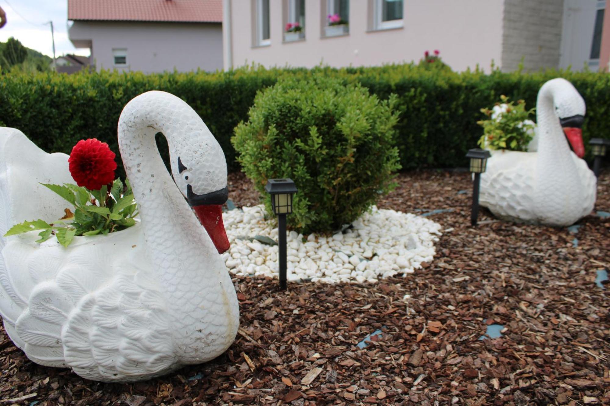 Apartman Swans Otočac Buitenkant foto